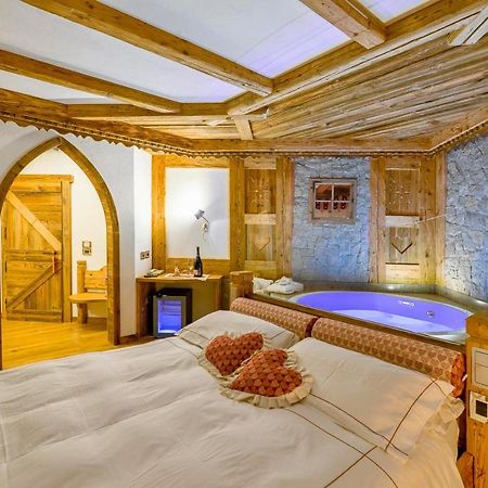 Chalet Pineta Relax Location Canazei Exterior foto