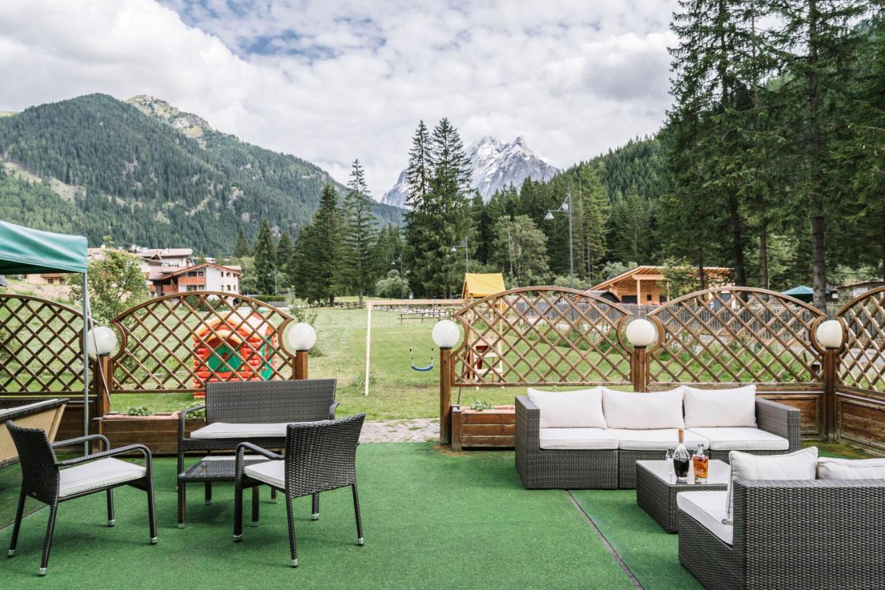 Chalet Pineta Relax Location Canazei Exterior foto