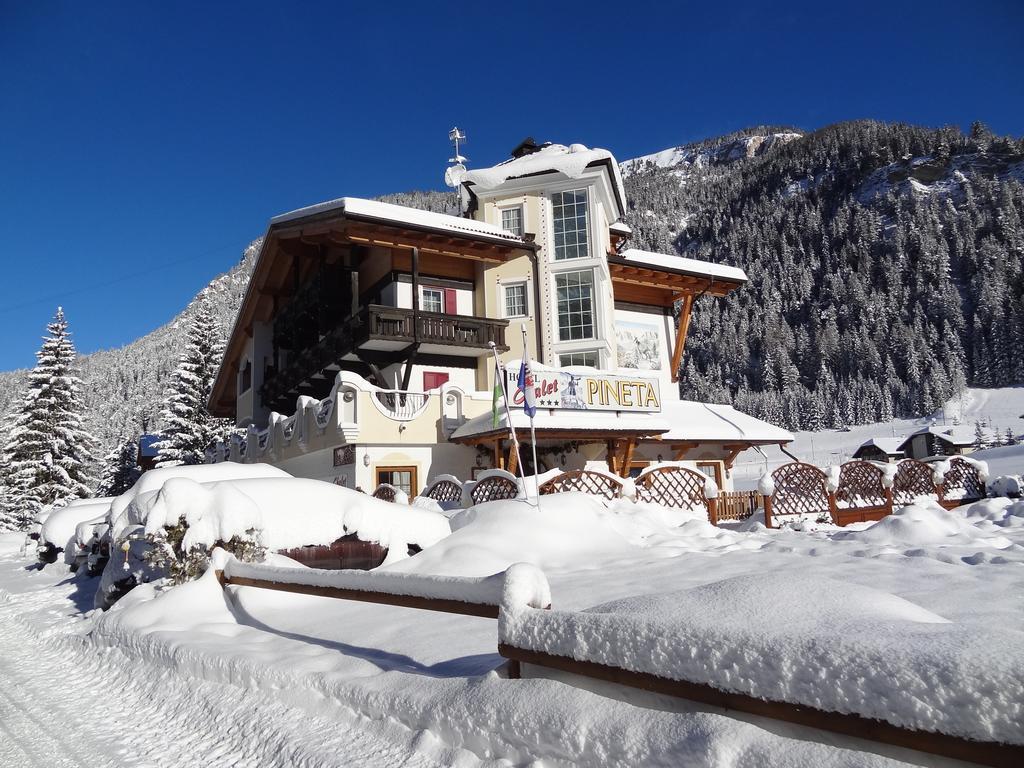 Chalet Pineta Relax Location Canazei Exterior foto