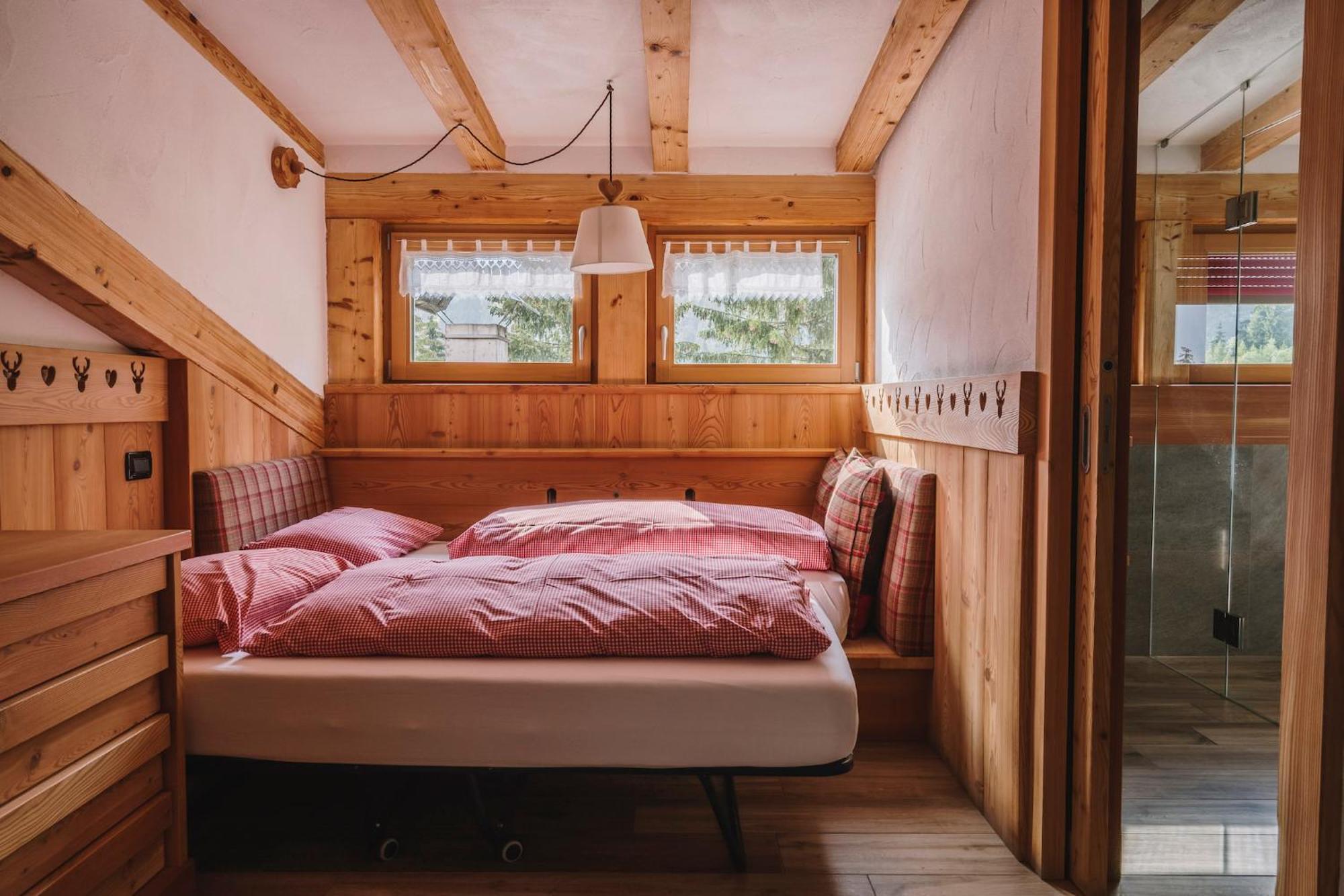 Chalet Pineta Relax Location Canazei Exterior foto