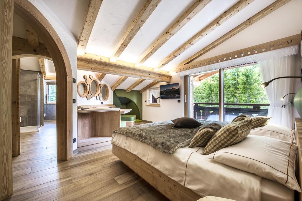Chalet Pineta Relax Location Canazei Exterior foto
