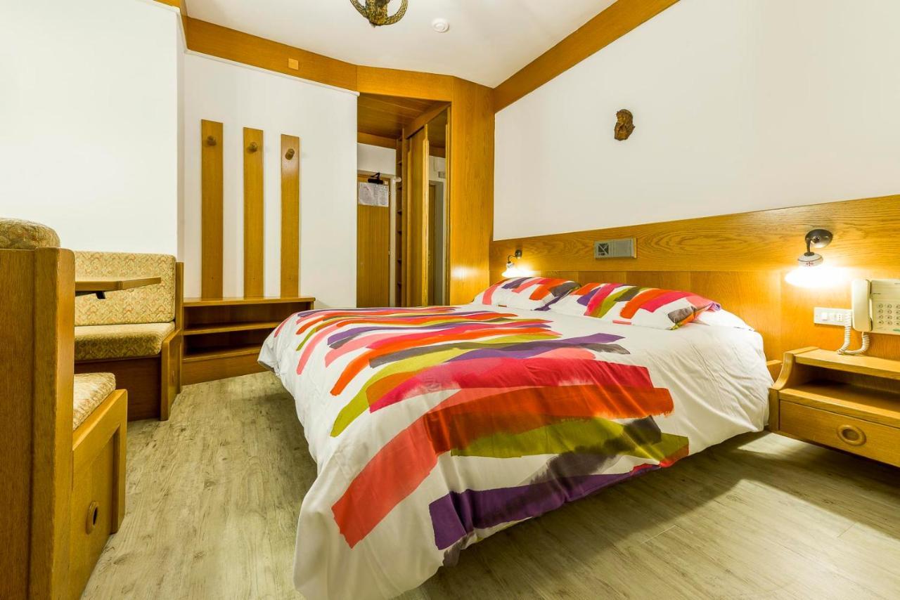 Chalet Pineta Relax Location Canazei Exterior foto